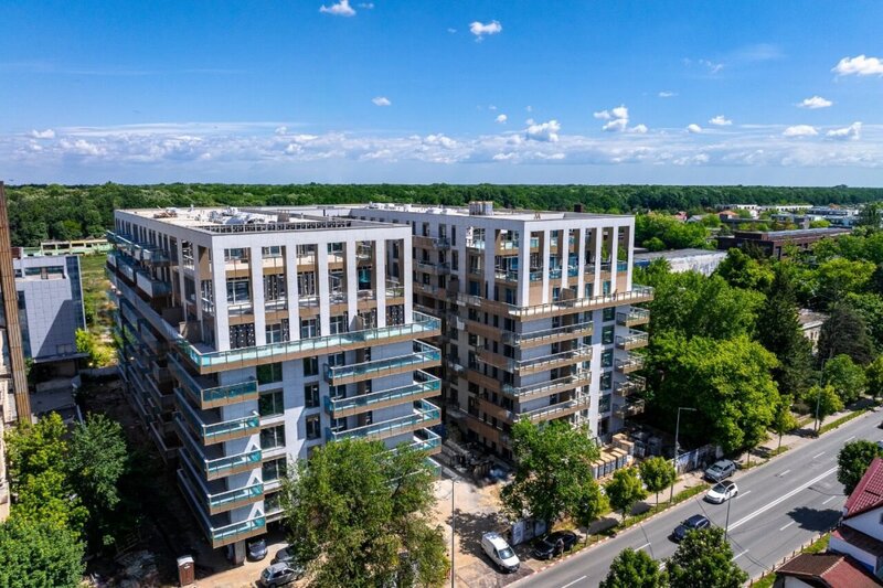 Erou Iancu Nicolae, Complex Cortina 126,