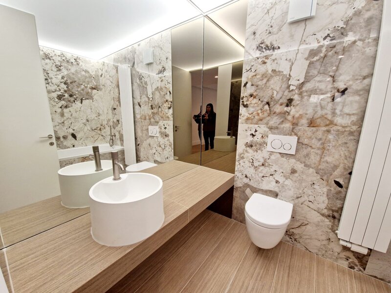 Erou Iancu Nicolae, Complex Cortina 126,